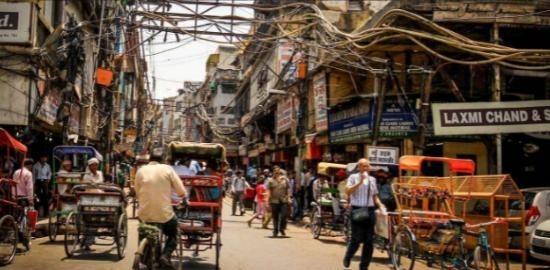 “中国要被我们拖垮了！”2021年，印度3000家旅馆开始拒绝接待中国游客，本想