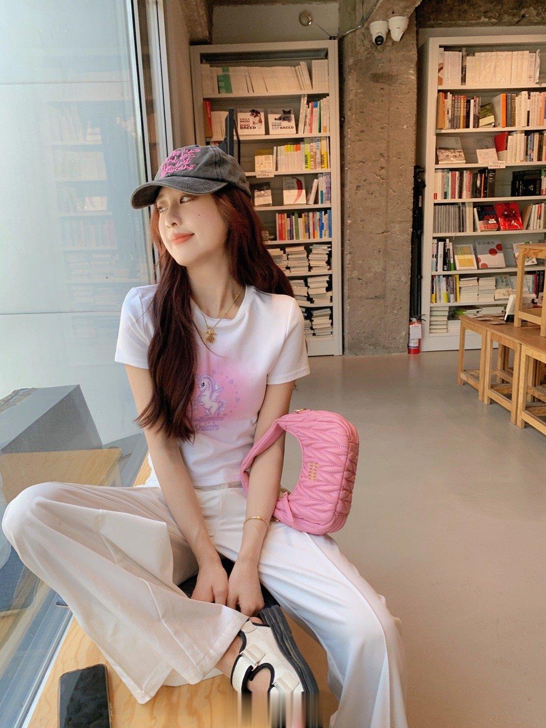 七月拥有最夏天的日子最炙热而浪漫💕 ​​​