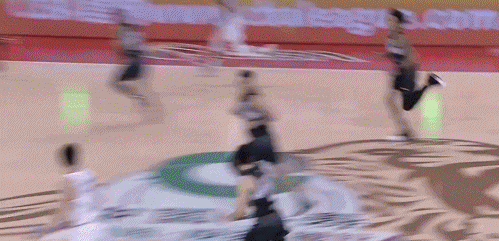 效率很高！怀特塞德出战12分钟5中4贡献10分3板 罚球3中2cba