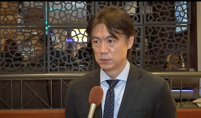 韩国淘汰世界杯韩国回家了，先踢你掉以轻心，结果被南非赢了，平局就出线，这种口号就
