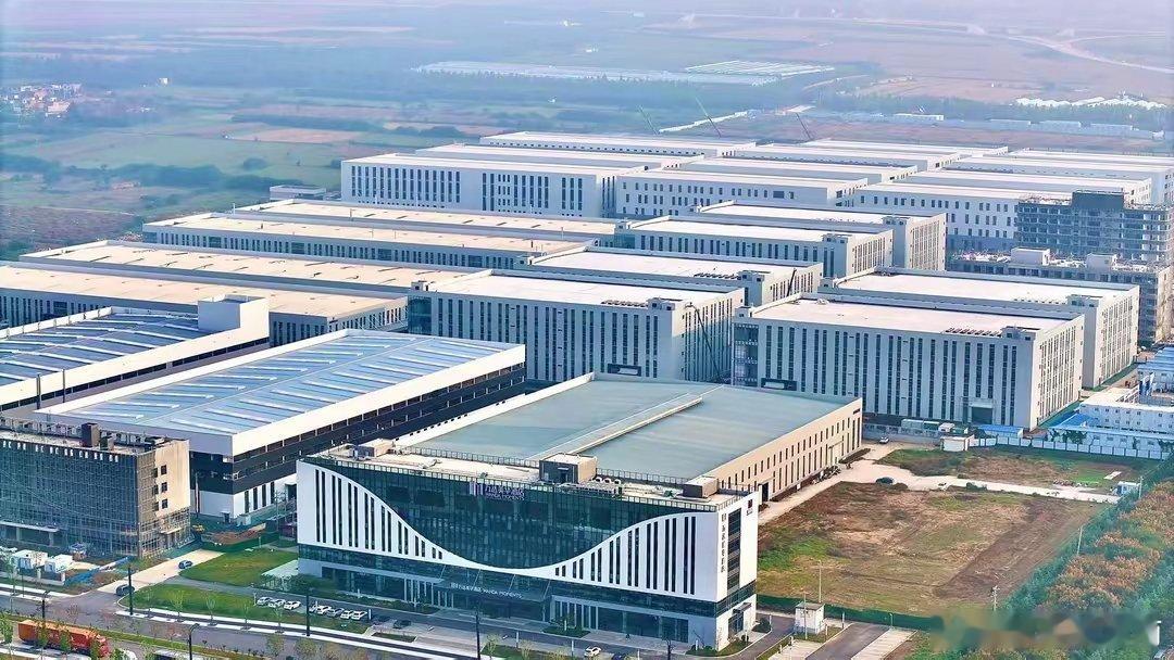 年底全部建成投用！洛阳新能源产业园加速建设！ ​​​