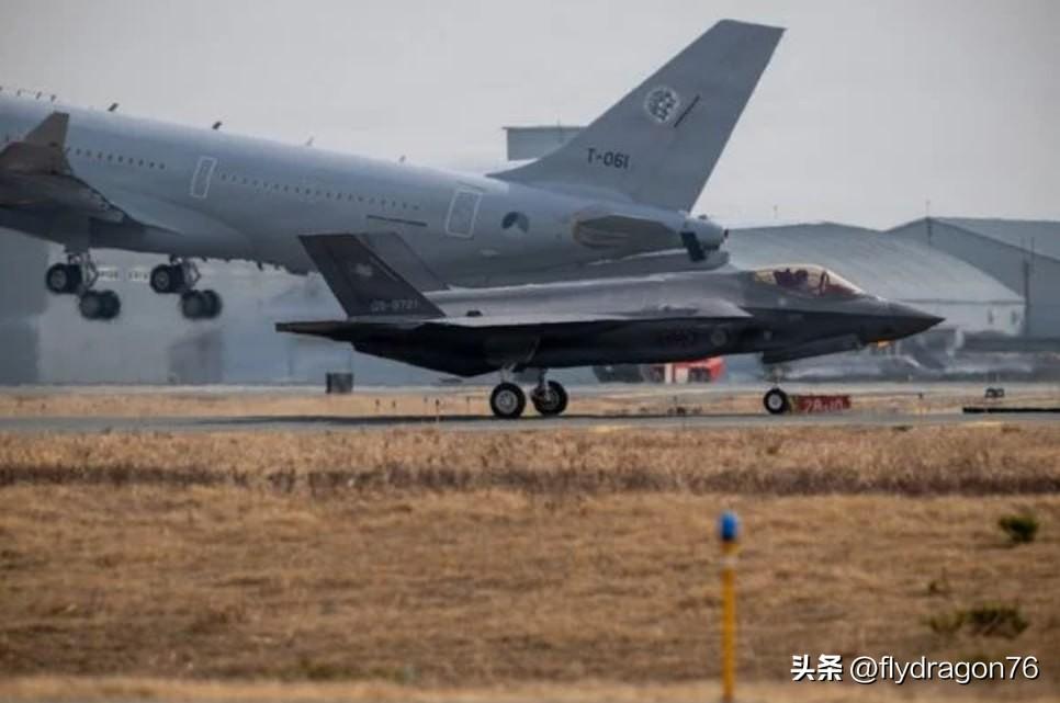 ✈️🇳🇱🇯🇵 荷兰空军首次在日本部署F-35战斗机参加联合演习

荷兰空