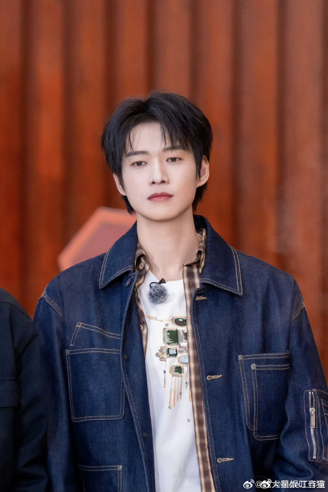 魏大勋这手是真欠魏大勋打完还特别理直气壮，要不是看到了，我还以为不是他打的呢 