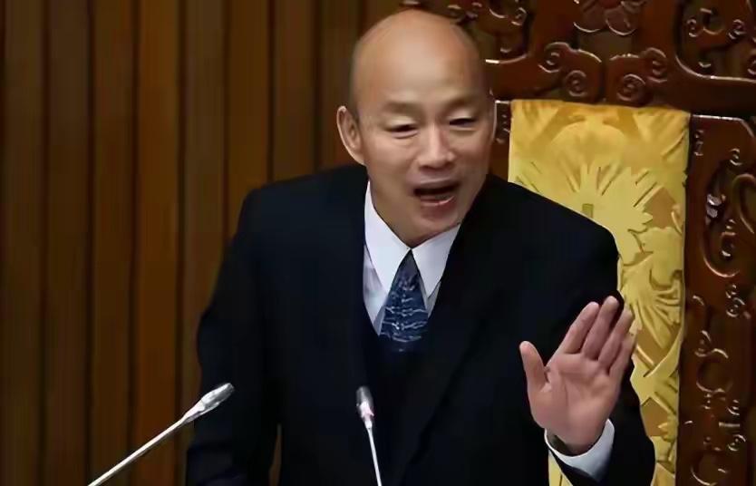 日前，在防务预算上，也就是军购案上，蓝绿白三党争得面红耳赤，争了整整3个多小时，