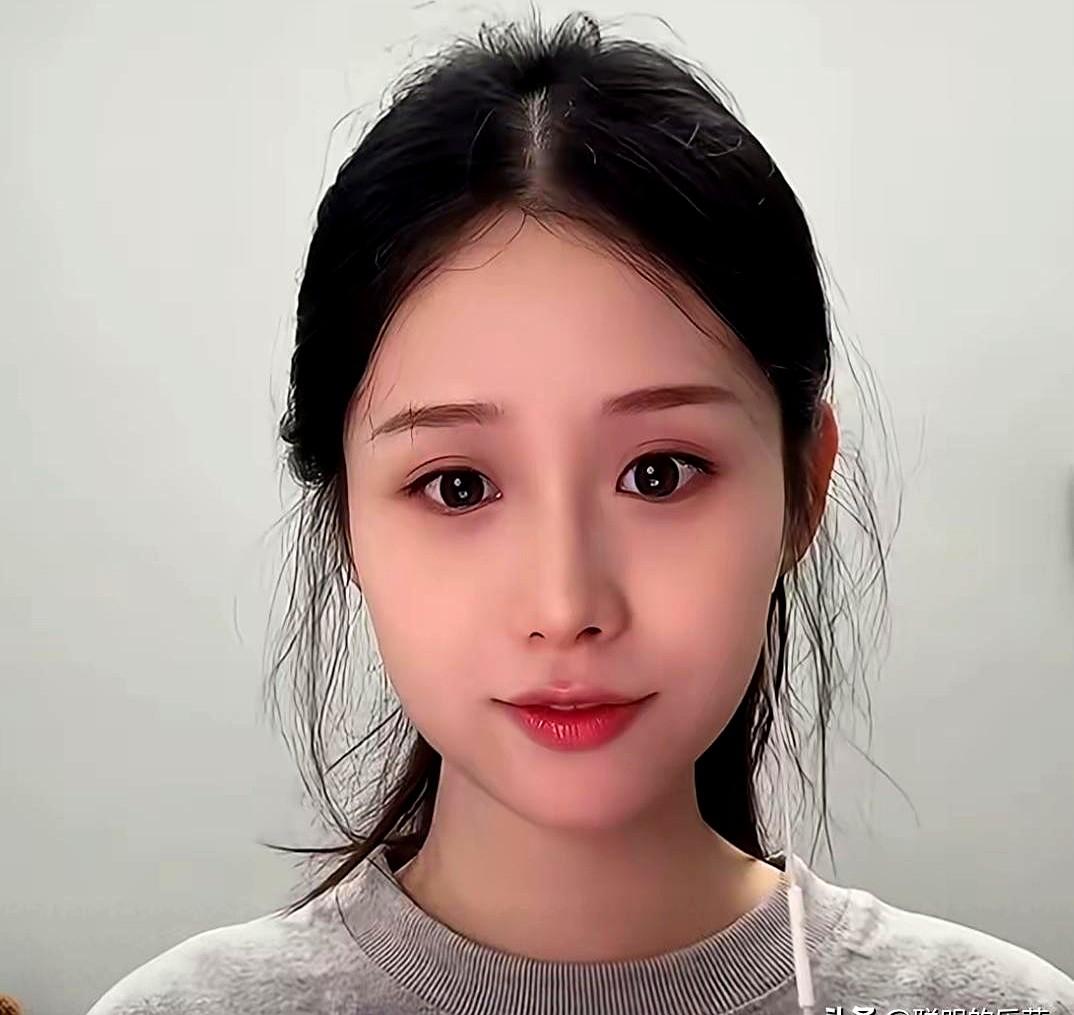 17亿票房，她却回去做外贸小妹了，这姑娘才是真聪明。

电影《给阿嬷的情书》火了