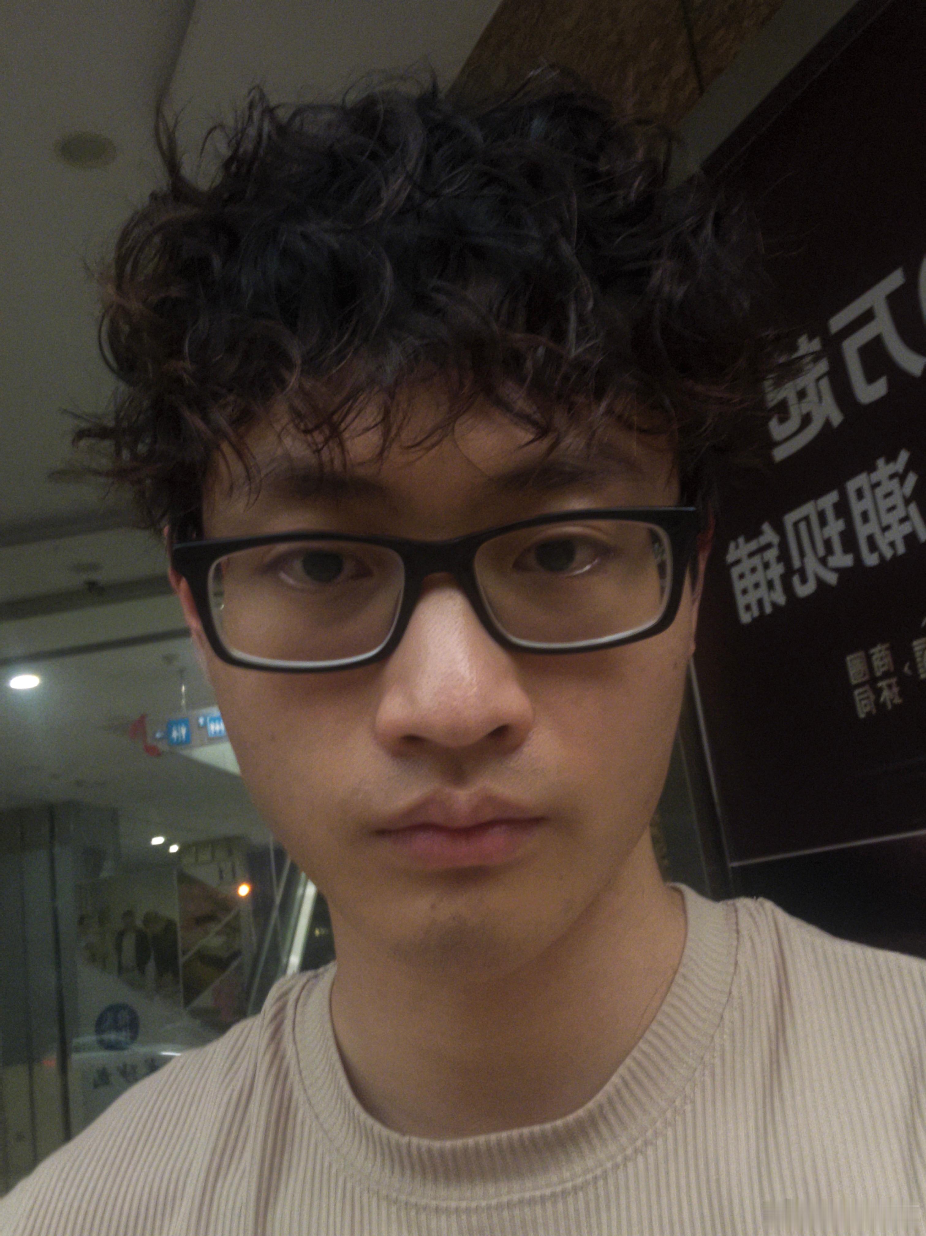 烫成等比放大了 