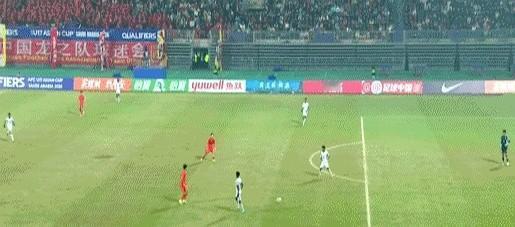 对手在防守端拖泥带水，送超级大礼，帅惟浩抢断后，过掉门将，轻松破门。

帅惟浩这