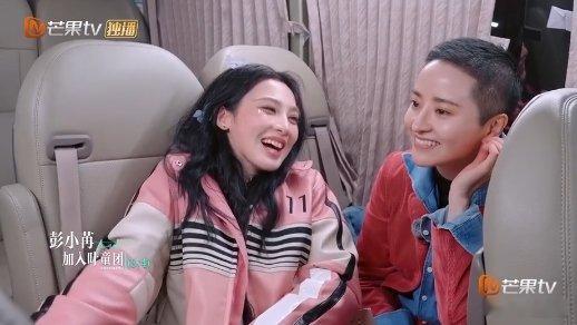 叶童[超话]叶童记仇救命！叶童老师记仇的可爱模样，直接把我圈粉！和蒋一侨的互动也