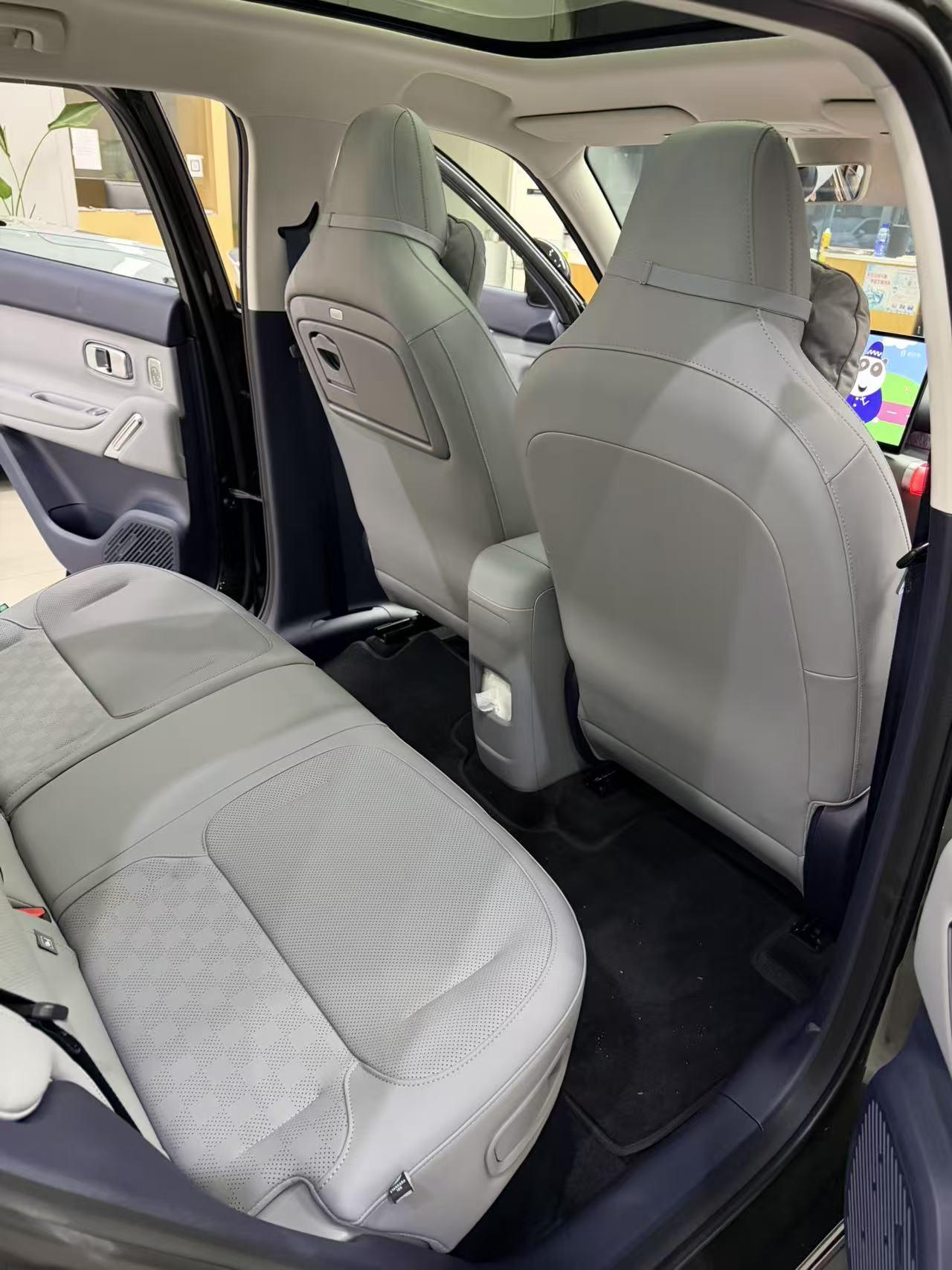 之前一直觉得10万内的纯电车，基本都配置简陋、续航在404左右，只能满足基本代步