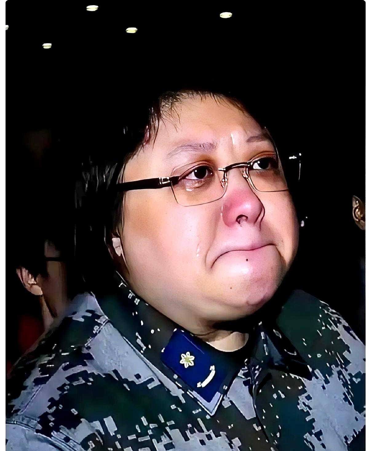 香港大火

香港大火，李嘉诚捐8000万、马云捐3000万都不震惊，倒是韩红捐1