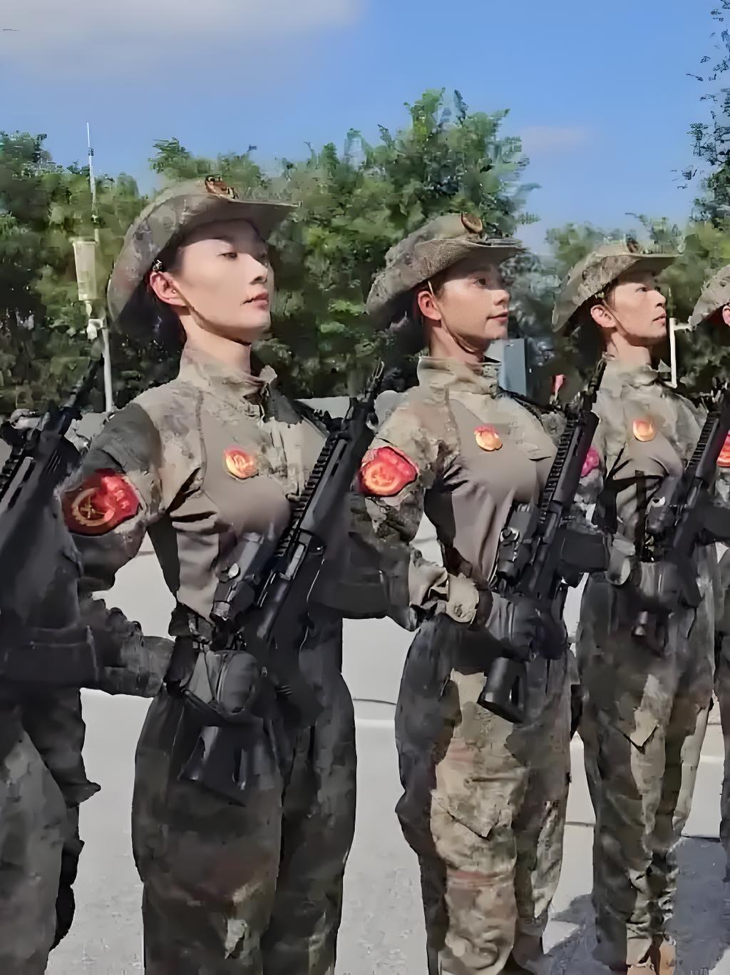 盘点九三阅兵之步枪，191步枪里程碑式的全战斗部队列装。

首先是国旗护卫队，当