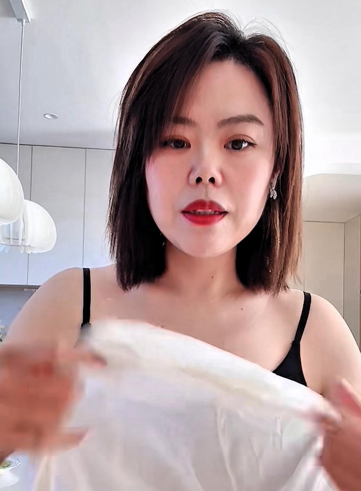 苦茶丹丹香，我必须守着我爸我妈！
伙伴们，有人说让我去外地找个对象结婚，那根本不