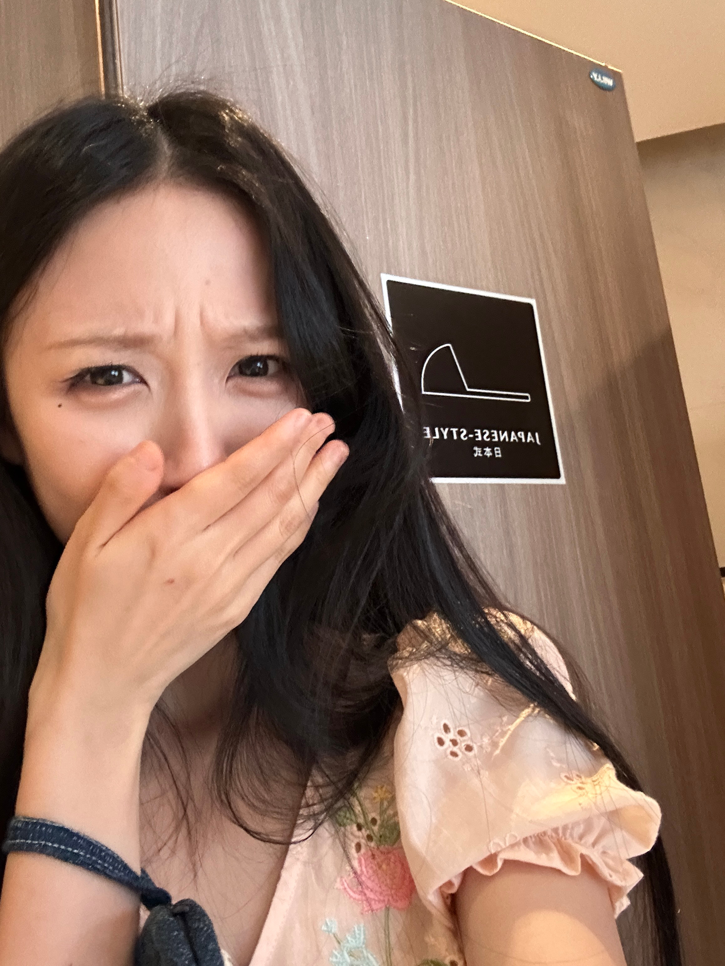 蹲厕重度依赖症/. 