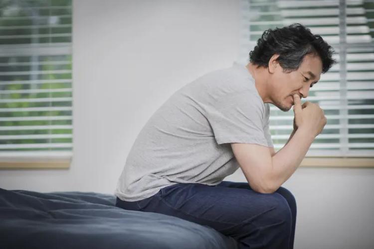 加快男性衰老的原因：喝酒仅排第6，排第1的，很多男性还不知道

男人过了35岁，