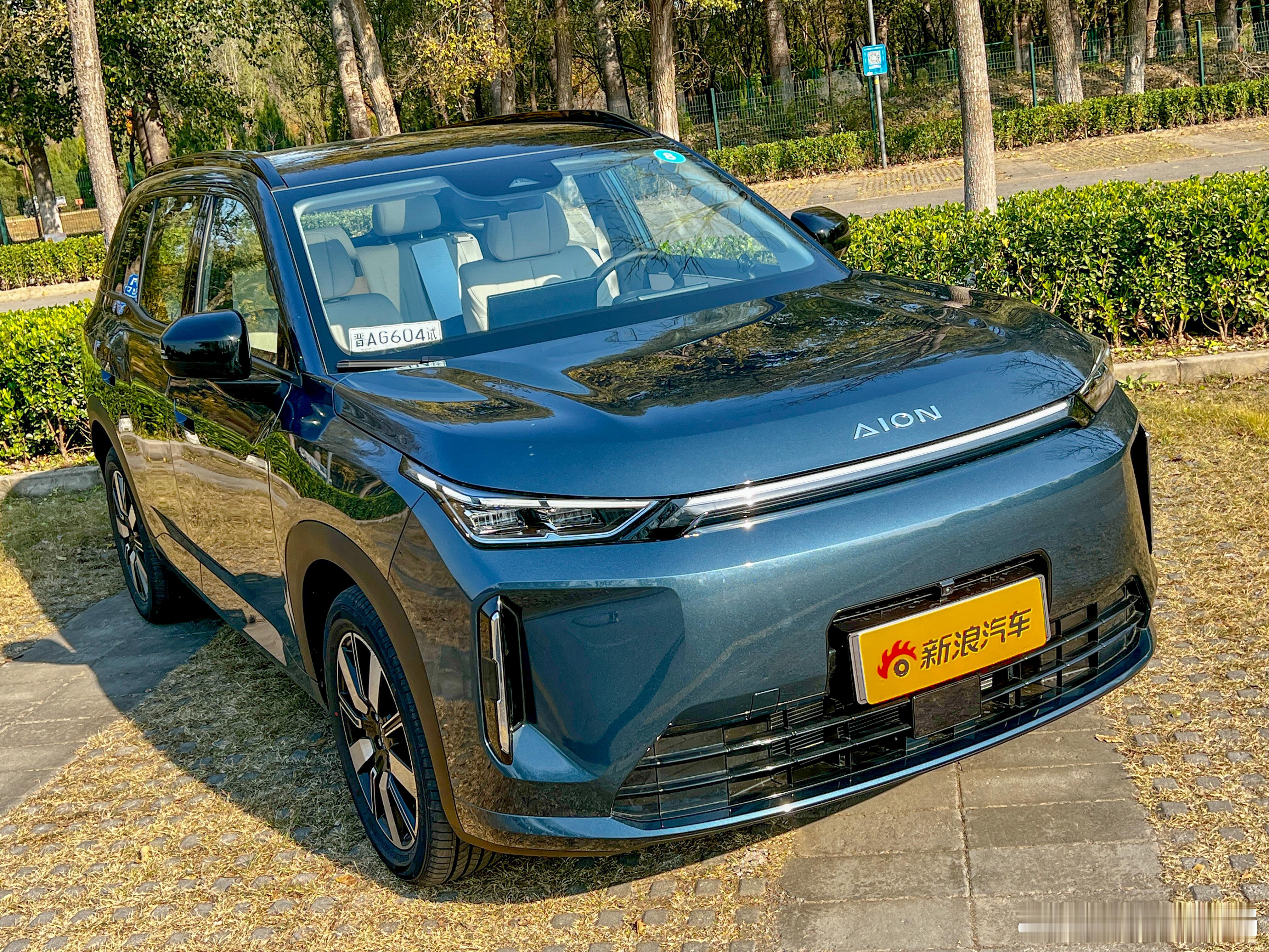 作为新能源纯电领域的老将，广汽埃安迎来了首款增程车型——AION i60，其定位