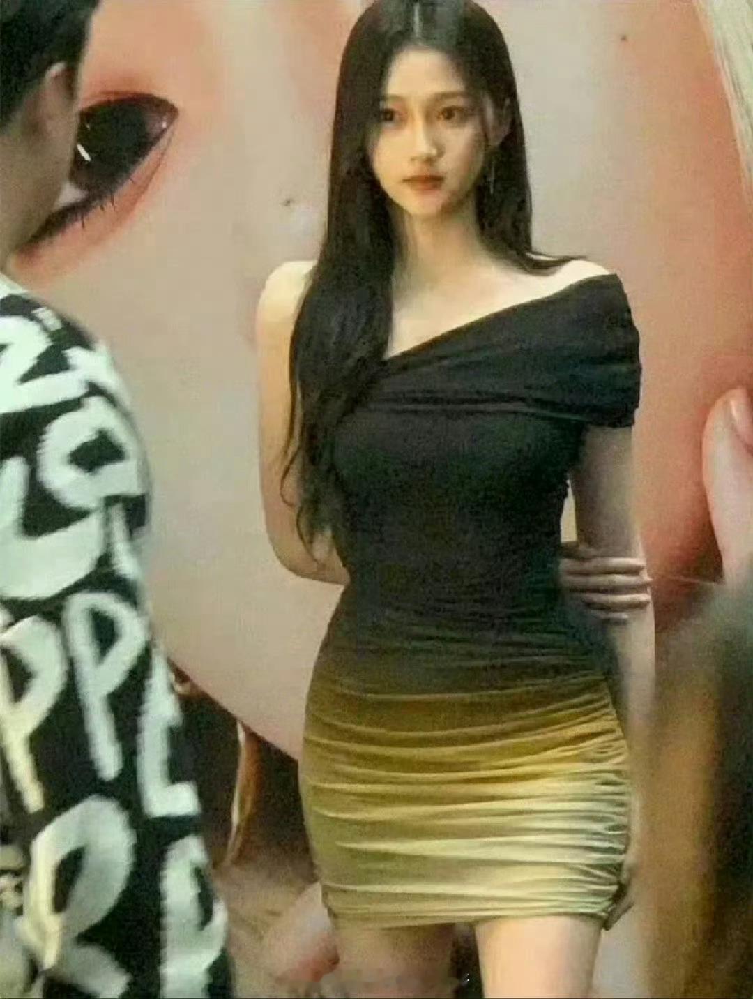 关晓彤最出圈的神图，第一次这么get到她的美貌！ ​​​