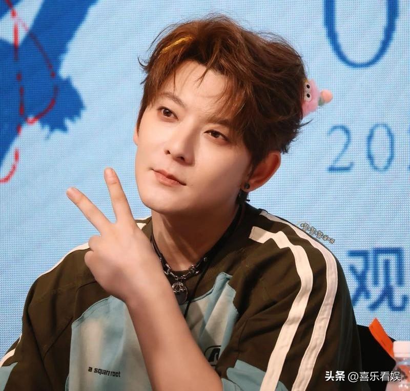 歌手陈翔，怒气发文！
 
7月9号，自口碑暴跌，且许久没见的歌手陈翔，突然冲上热