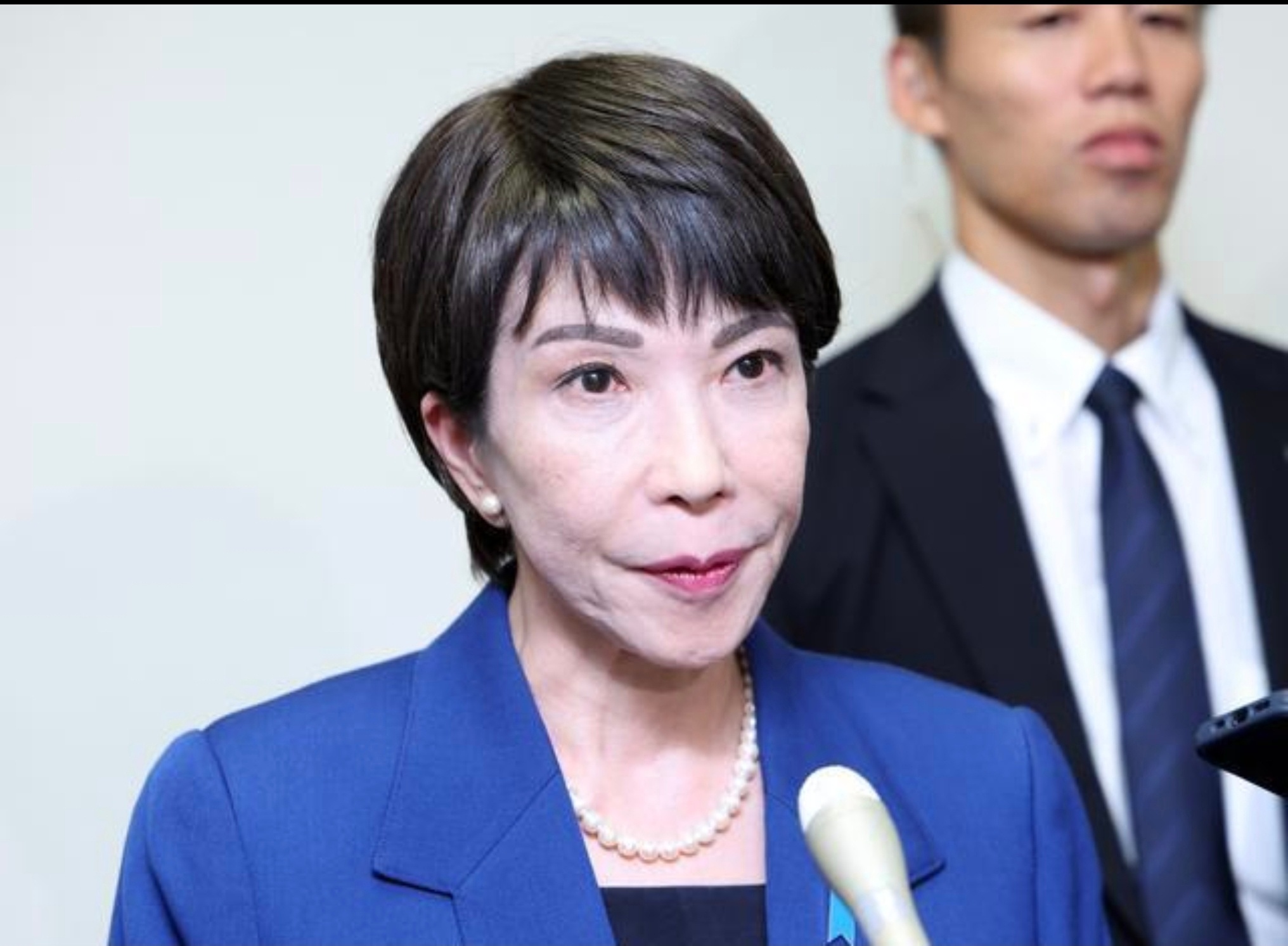 高市早苗否认南京大屠杀国内一群女拳还在夸女性力量，疯狂支持她 ​​​