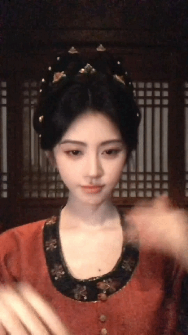 我的点赞特效变成鞠婧祎了，不信你试试？ 