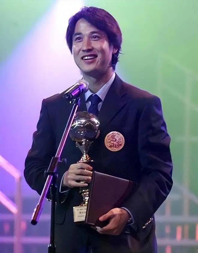 在球队里，祁宏很随和，也很宽容待人，但对于比赛和训练，他却从来不容含糊，他爱较真