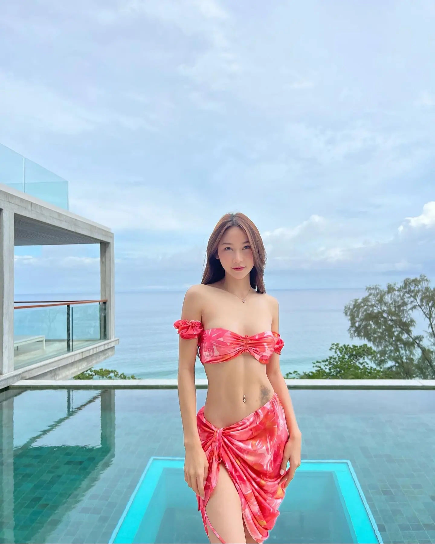 最新调查，70%的女生会出轨。我是剩下的那30%已经出轨