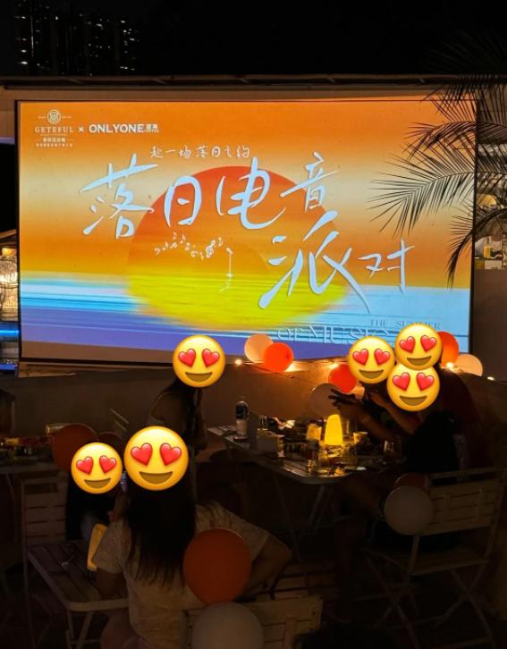 时隔8年！朝鲜女足赴韩，信号变了？
亲爱的朋友们大家好，我是海林小百科，今天我们