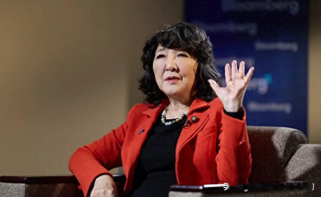 日本这回是真被戳到肺管子了！商务部刚宣布对日本半导体关键材料“二氯二氢硅”启动反