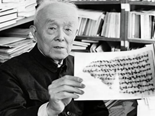 季羡林的人际关系在民国一众名人里，算是垫底的，堪称“糟糕至极”。为何会如此呢？我