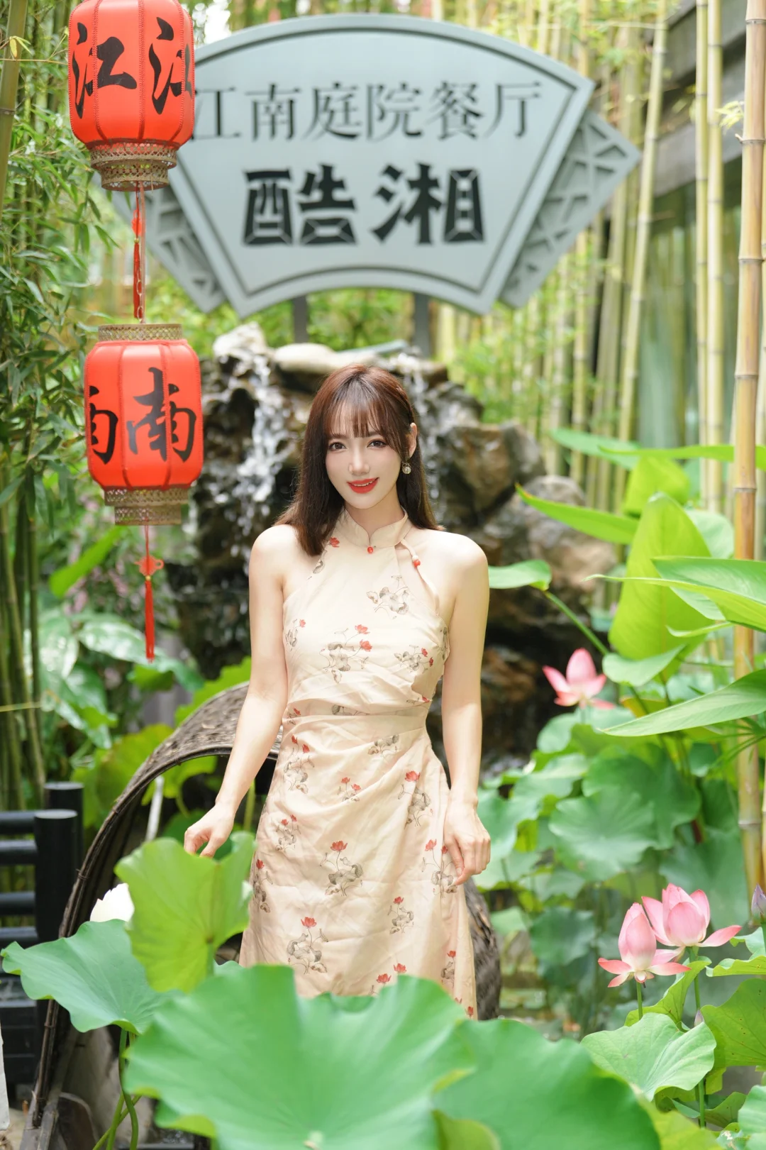 中式下午茶真的太有氛围感了！江南庭院风！