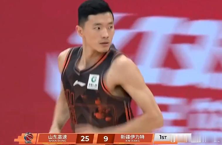 陈林坚加盟山东，绝对是CBA这赛季最佳引援之一了山东男篮vs新疆男篮