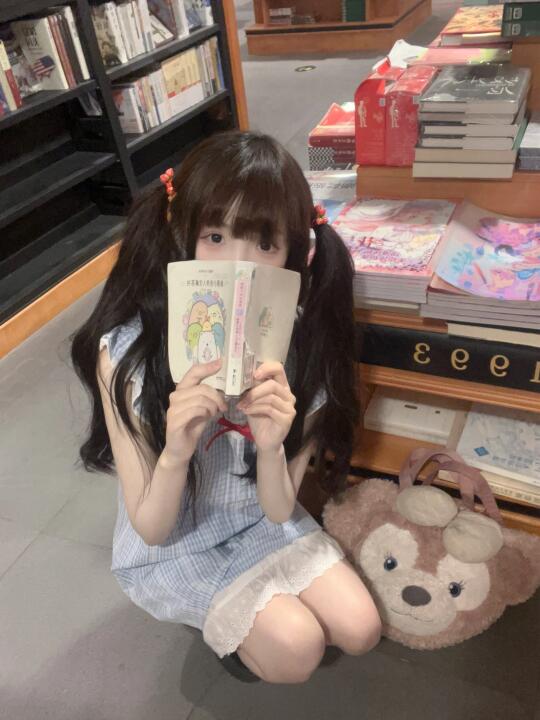 蹲蹲＝ω＝꧞