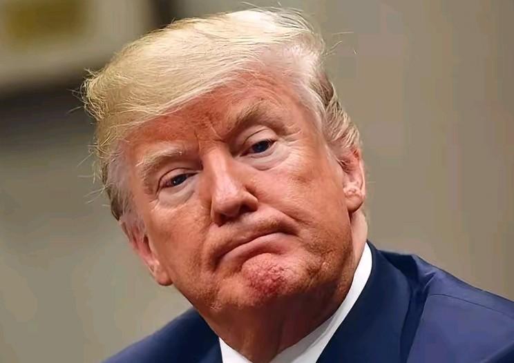 特朗普发文说：​布鲁斯·斯普林斯汀是一个糟糕透顶、长得像个干瘪的李子干。这家伙是