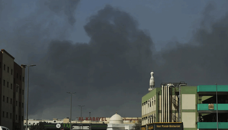 【伊朗媒体称美科技巨头或成潜在打击目标】据报道，伊朗国家媒体周三报道称，伊朗潜在