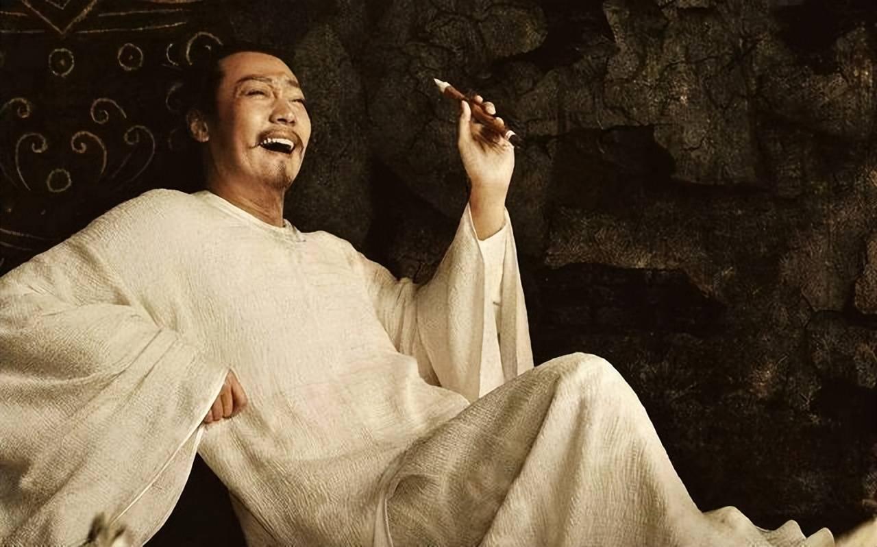 诗仙李太白秉性爽朗，好结交四海好友。然而，也正是这位李太白，在游历安徽宣城的敬亭