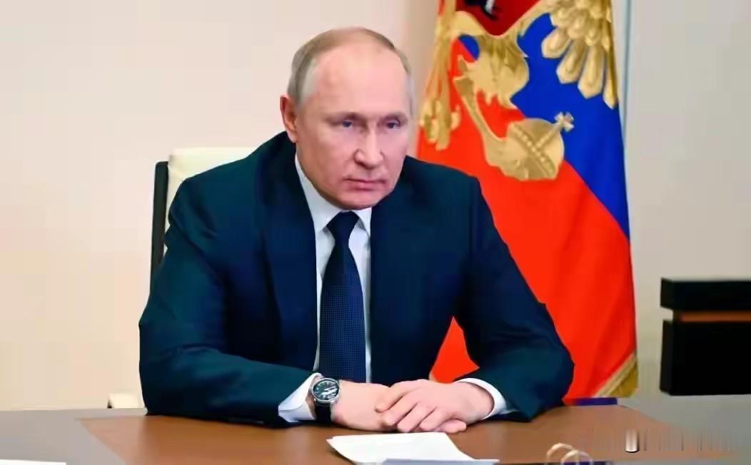 1月23日，俄罗斯总统新闻秘书佩斯科夫在记者会上说，美国上届政府冻结了俄罗斯近5