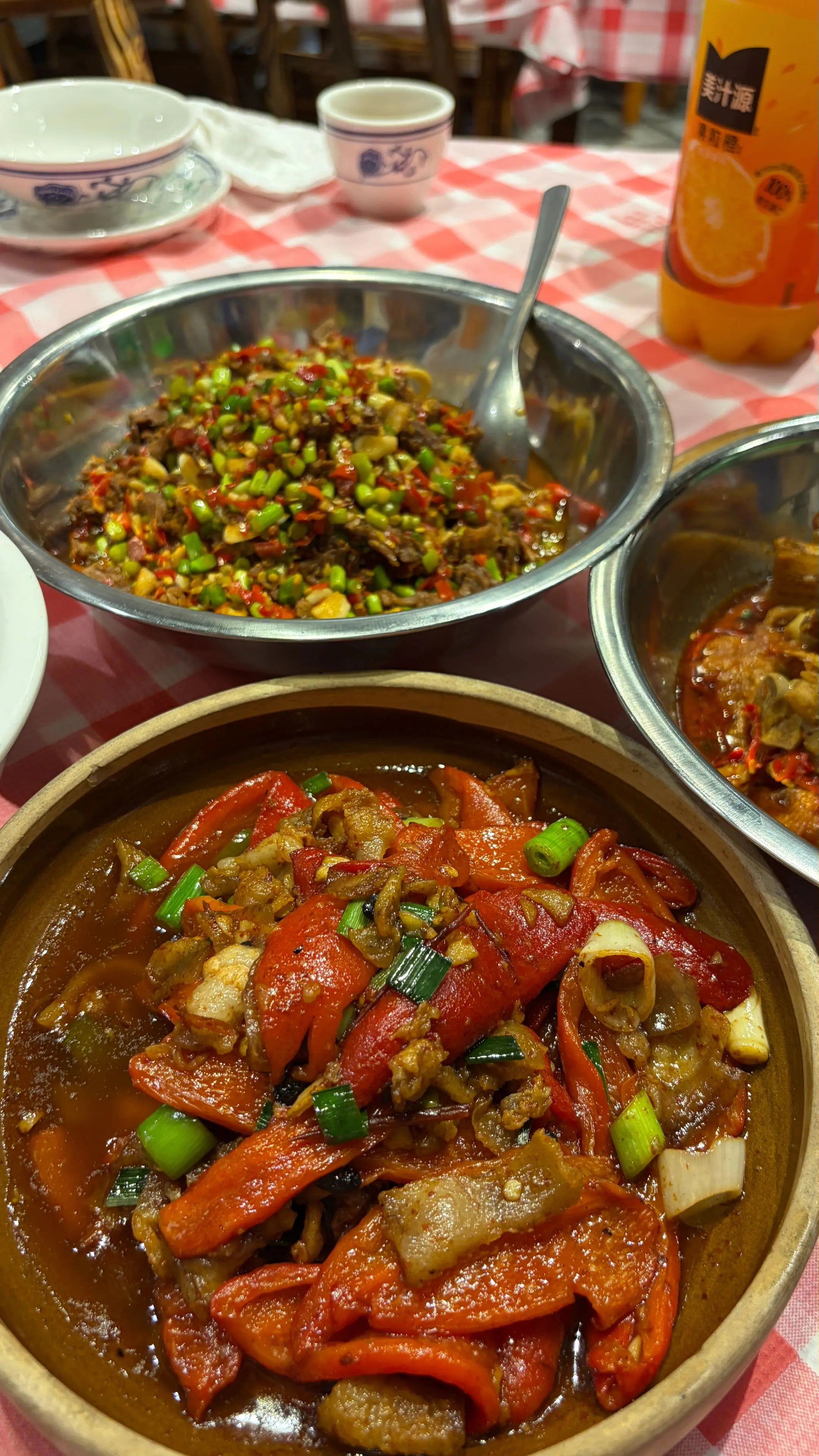 来长沙别只盯着臭豆腐！这家湘菜很合胃口。来长沙旅行不用把行程全都留给网...