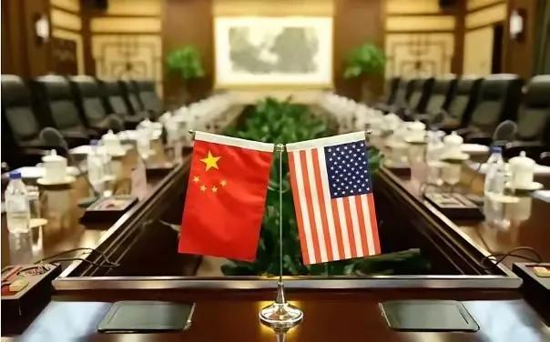 东大为什么坐看美国将芯片手机等高科技产业转移回国内？

转回美国，我相信美国能部