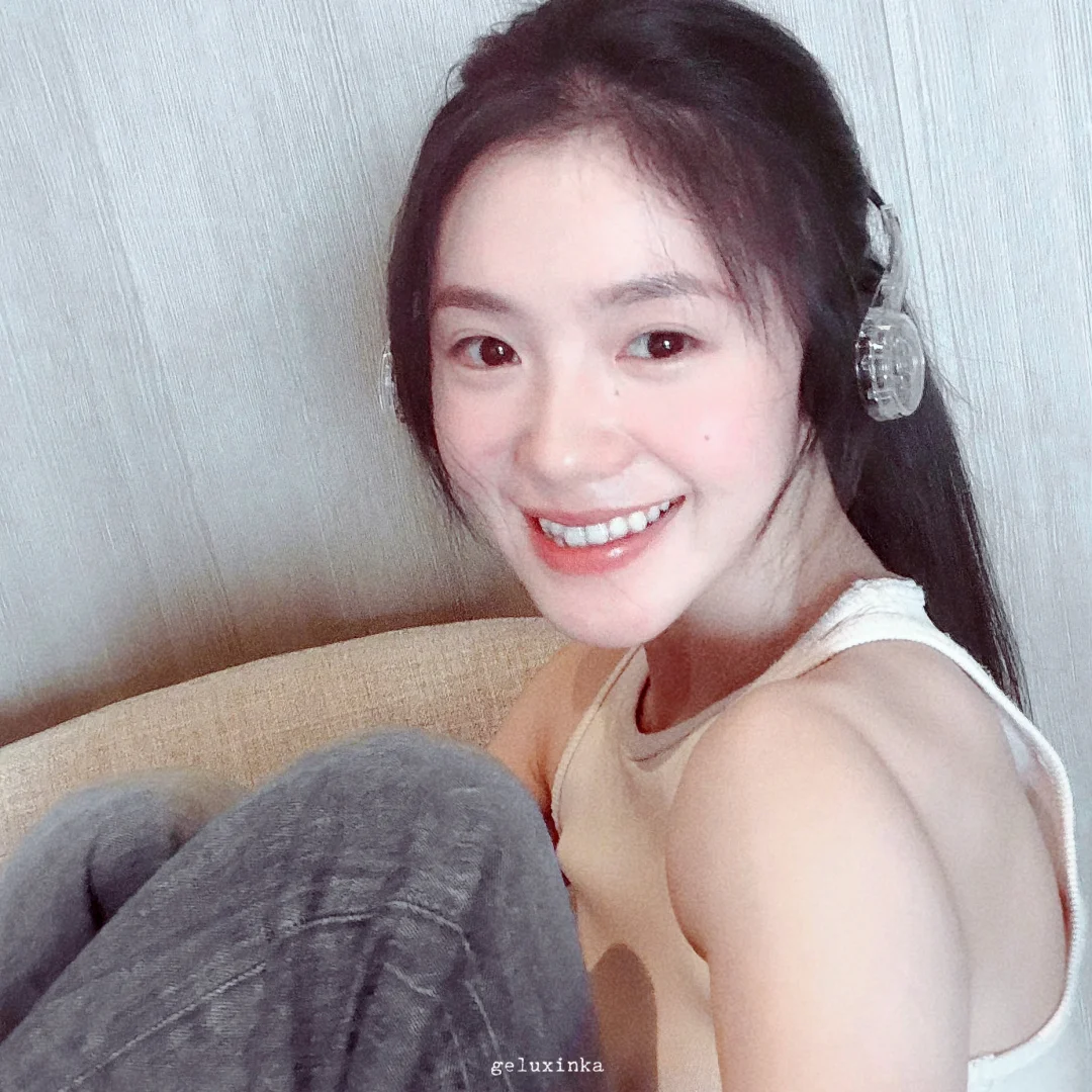 🎧刘浩存