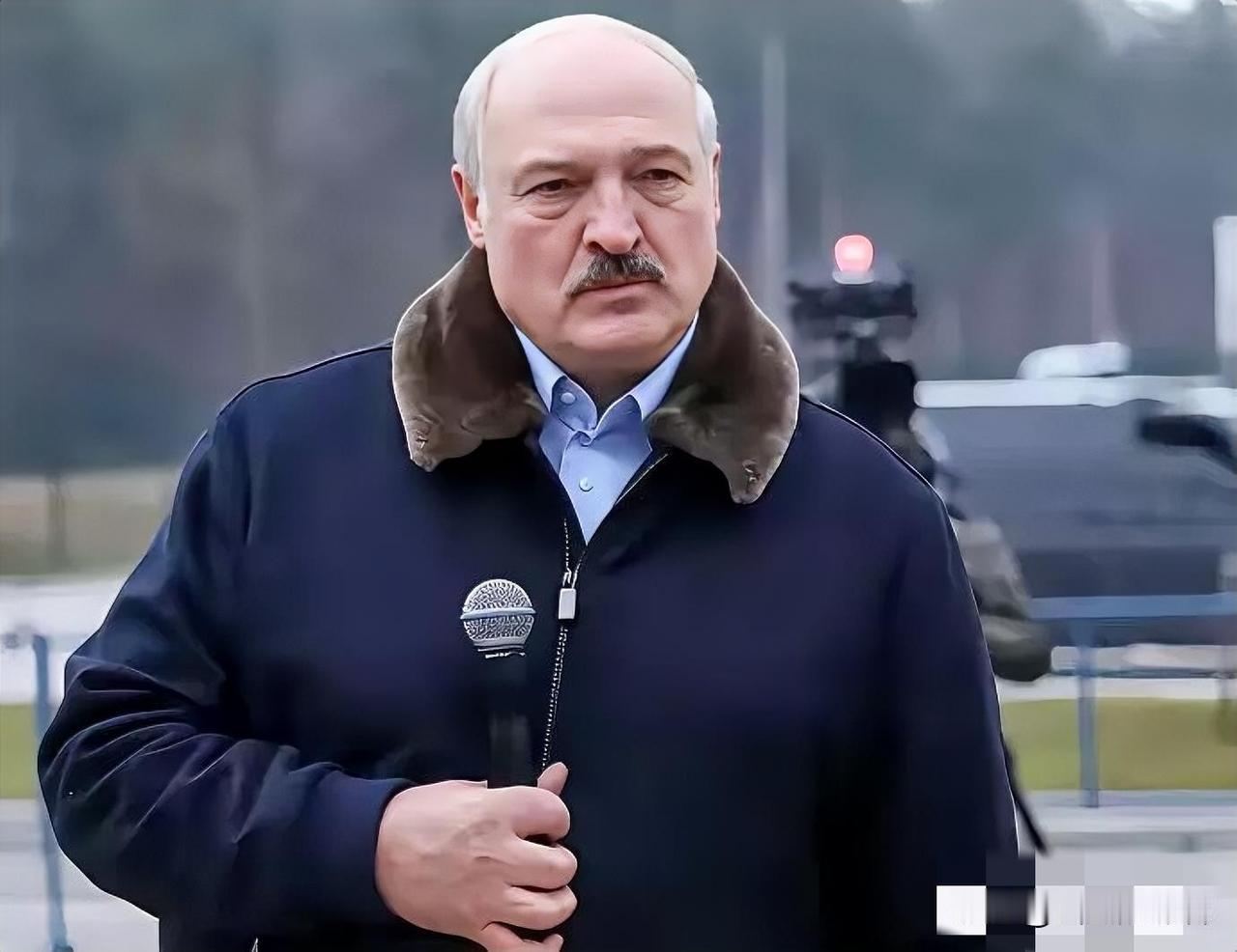卢卡申科是真头铁！
1月8日，白俄罗斯总统卢卡申科在明斯克参加活动时直接放话：要