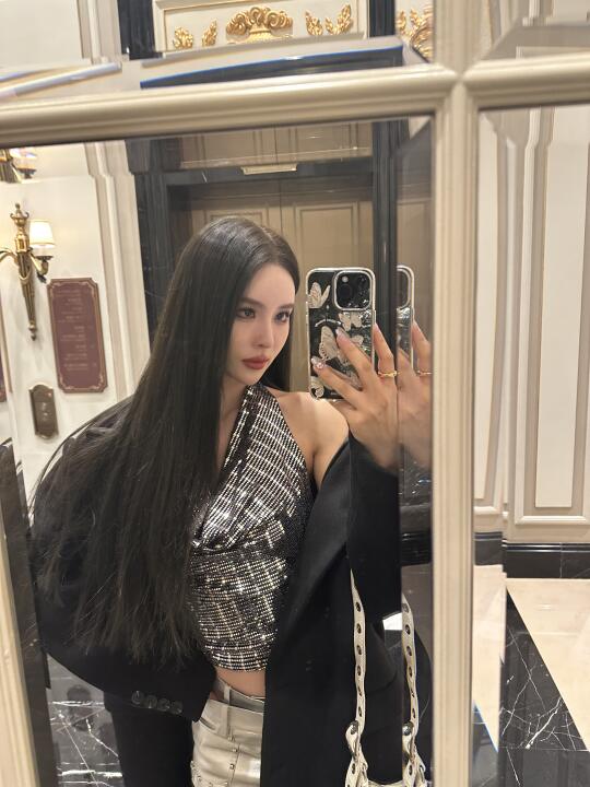 🤳