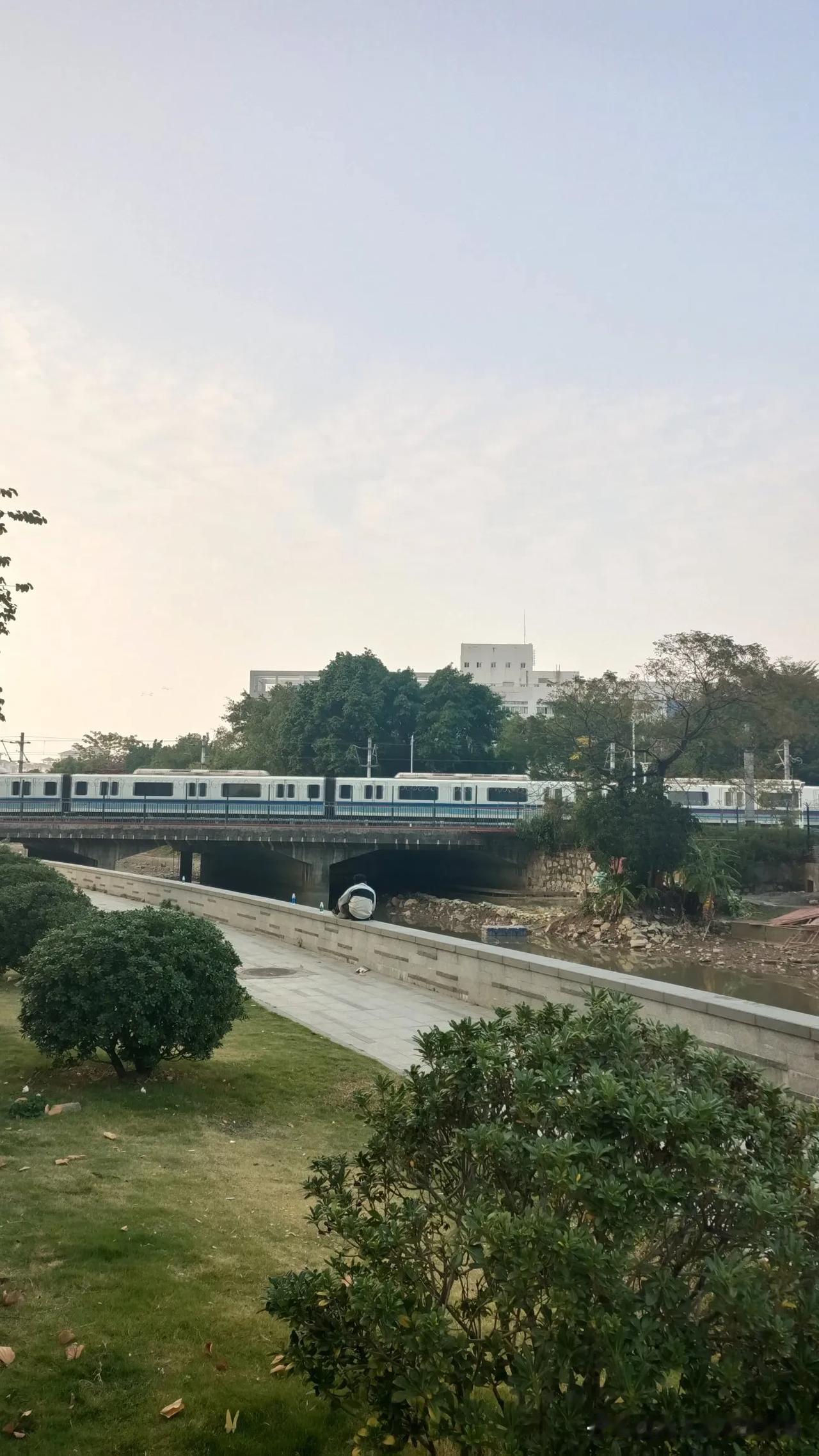 新的一年想多陪陪谁我想陪家人可又害怕回家😱这是大龄单身年的宝们都犹豫不决的心情