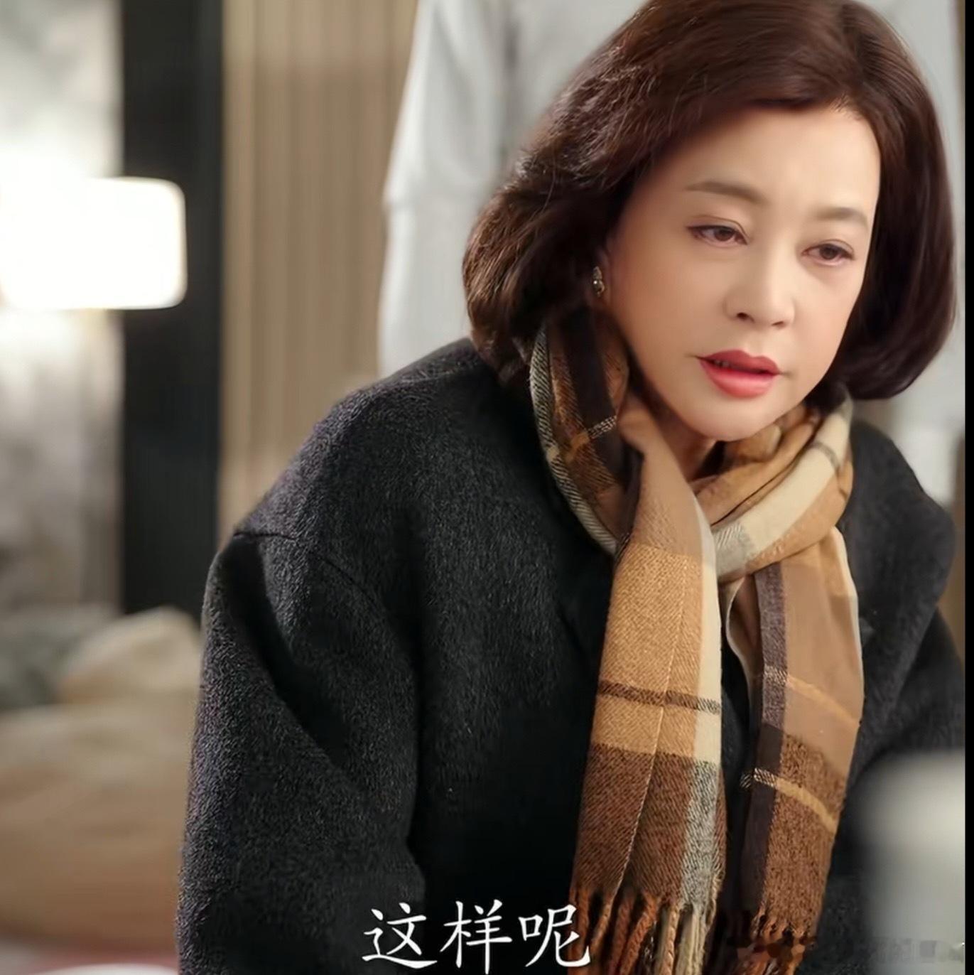 李若彤说拍短剧像在拍电影长剧女神们来给短剧上强度荧幕阅历积淀出众演技，转战短剧片