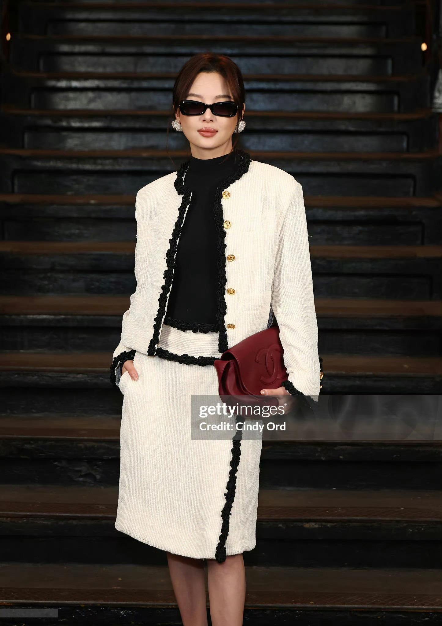 辛芷蕾｜CHANEL 2025/26高级手工坊系列纽约大秀G社生图下，尽显大气优