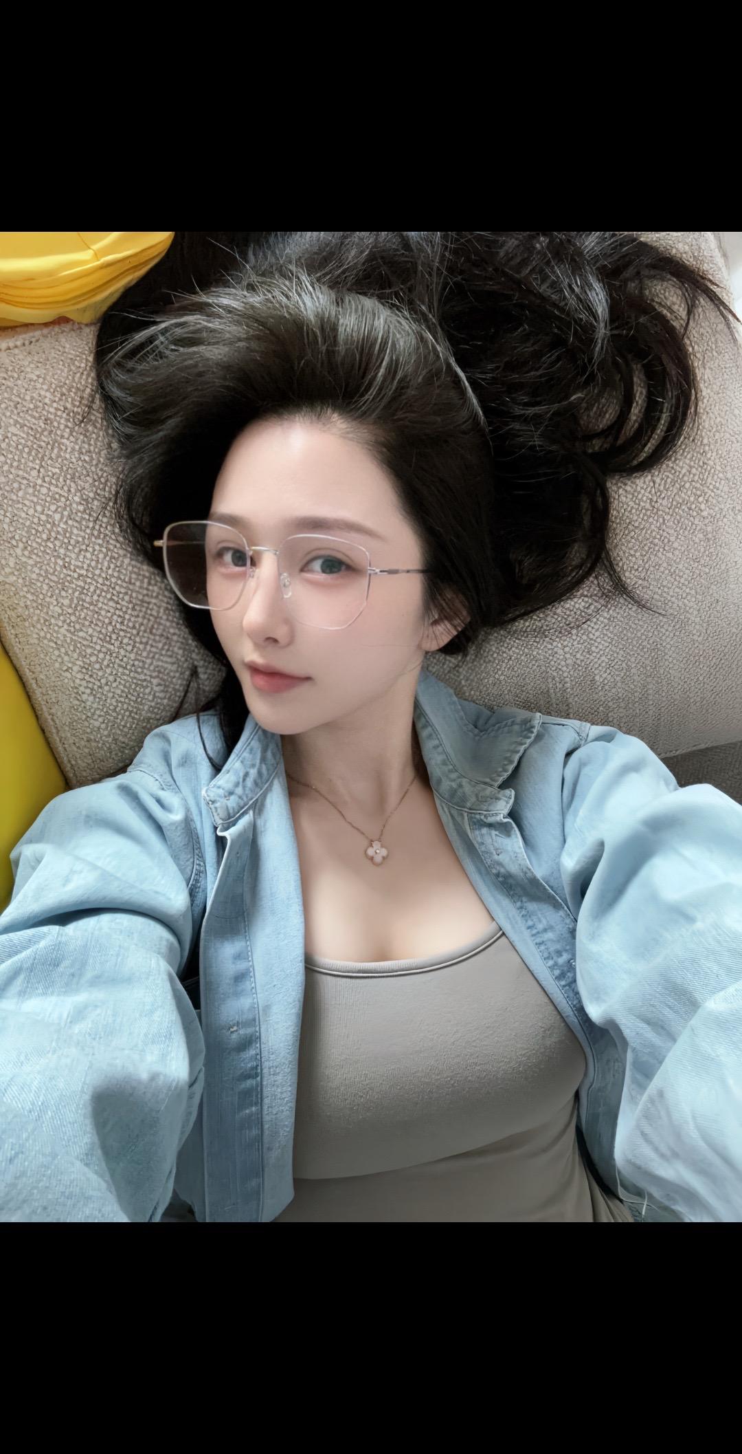 所有的大彻大悟都是用煎熬的夜和眼泪换来的。