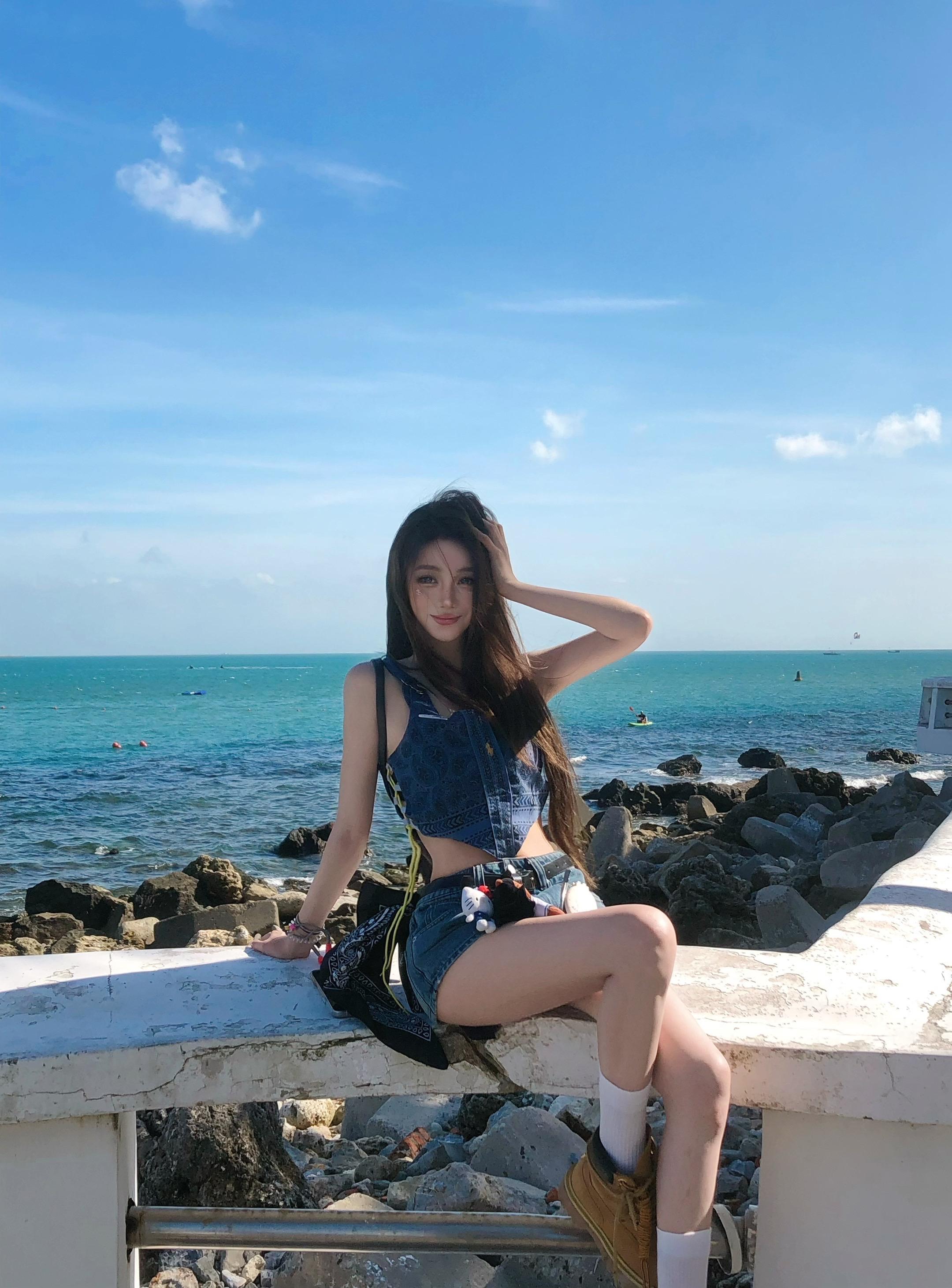 我跟悲伤结了账。 🌊