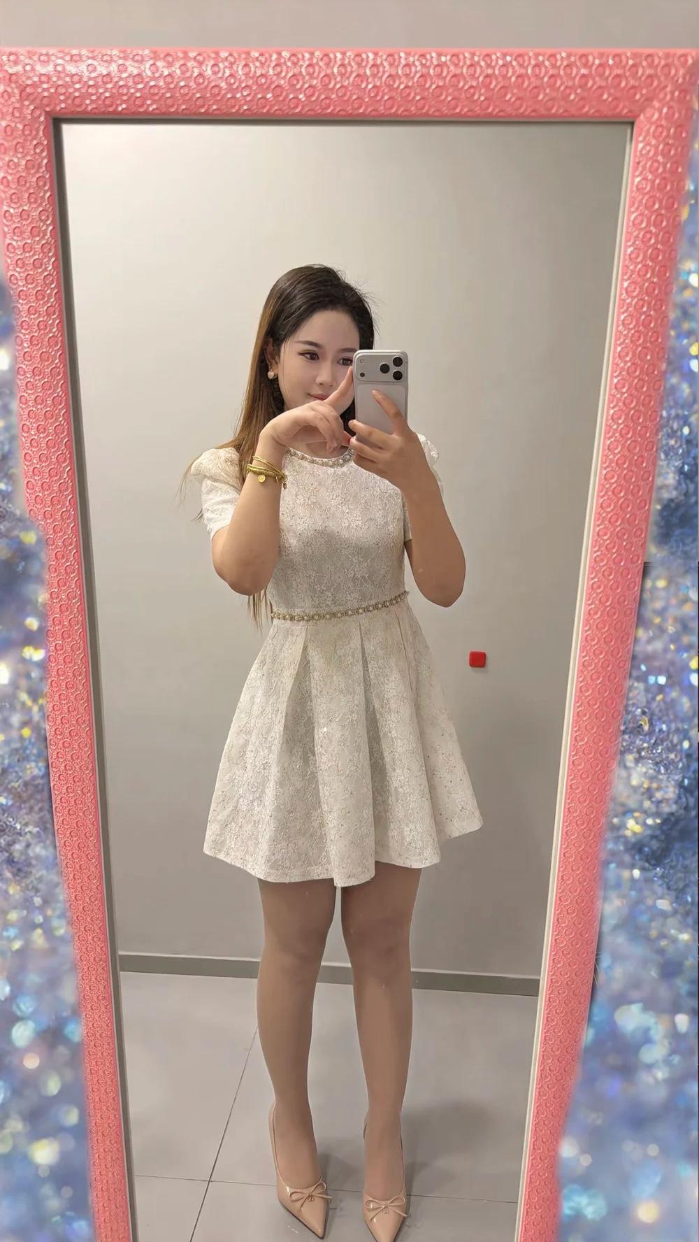 中年妇女对男人有怎么样的魅力?
刚过40，正是魅力的年纪