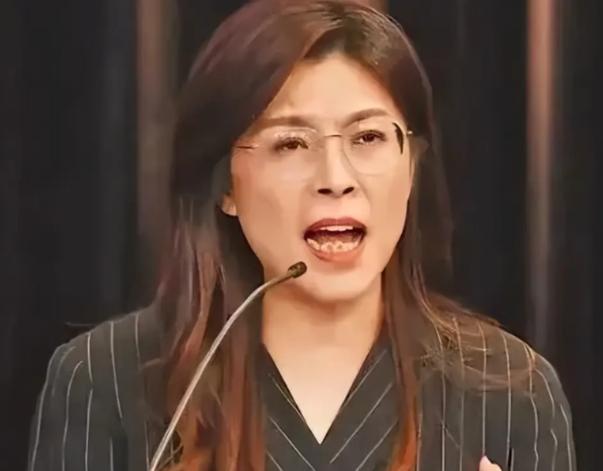 美国最担心的一幕曾出现了：美日德三国都拦不住，郑丽文当众立下重誓。所有人都看明白