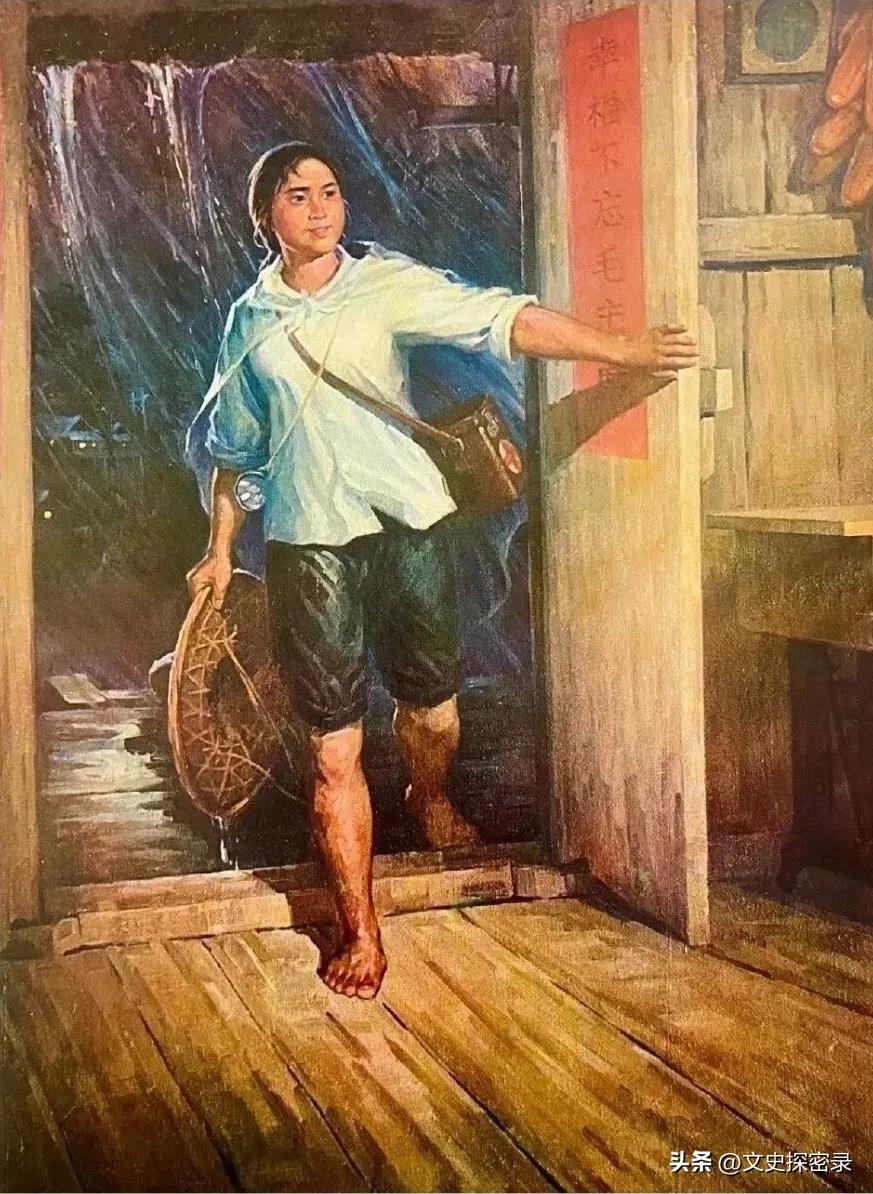 夜深，她推开门，门外的雨帘就扑面而来。

赤脚踏上被雨水浸得冰凉的木门槛，水珠顺