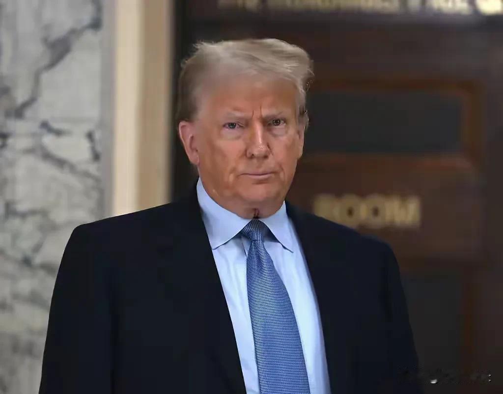 懂王2.0：
新官上任三把火：
格陵兰岛、加拿大，……
这两把火烧得丹麦、加拿大