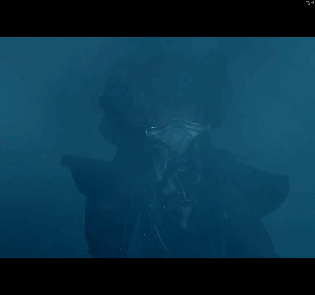 藏海传无头驾驶笑薯了，别为难人家了都没头，头盔都戴不了 ​​​